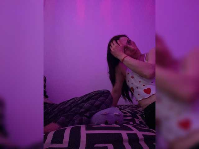 AmorFatiaa live cam on BongaCams