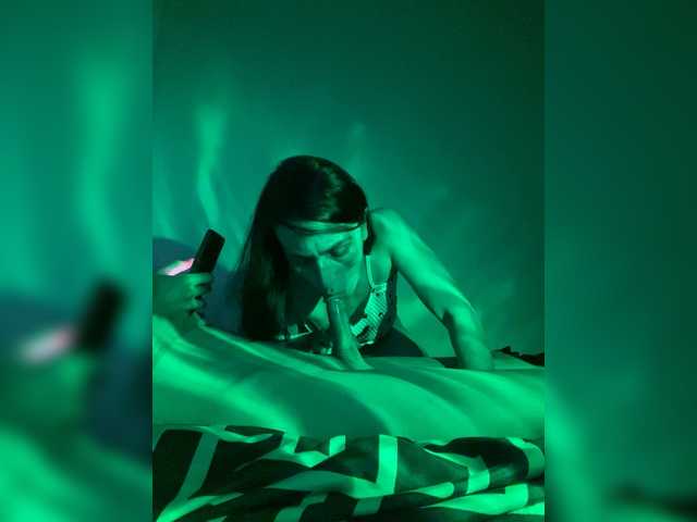AmorFatiaa live cam on BongaCams