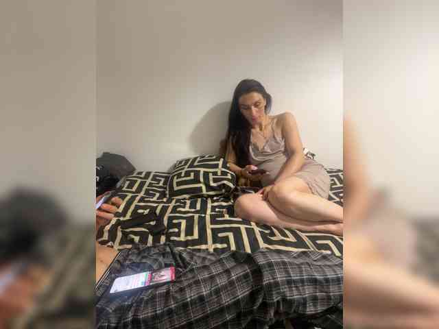 AmorFatiaa webcam