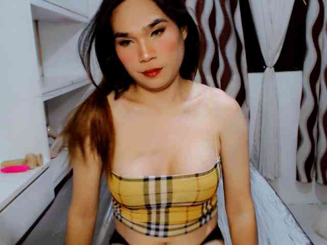 Sexypria Sex Cam Show