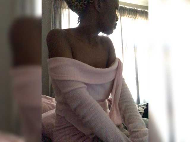 Thandieee live cam on BongaCams