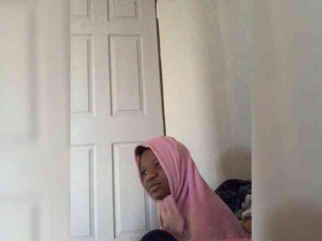 Thandieee webcam