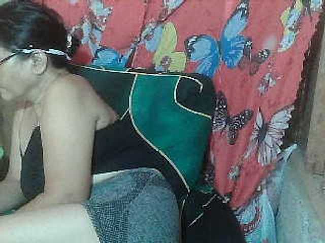 scarllettxxx live cam on BongaCams