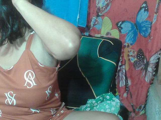 scarllettxxx live cam on BongaCams