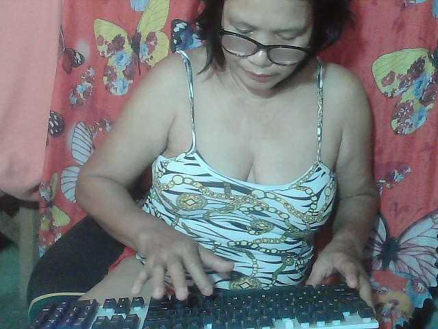 scarllettxxx live cam on BongaCams