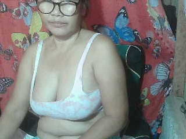 scarllettxxx live cam on BongaCams