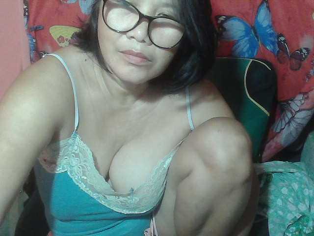 scarllettxxx live cam on BongaCams