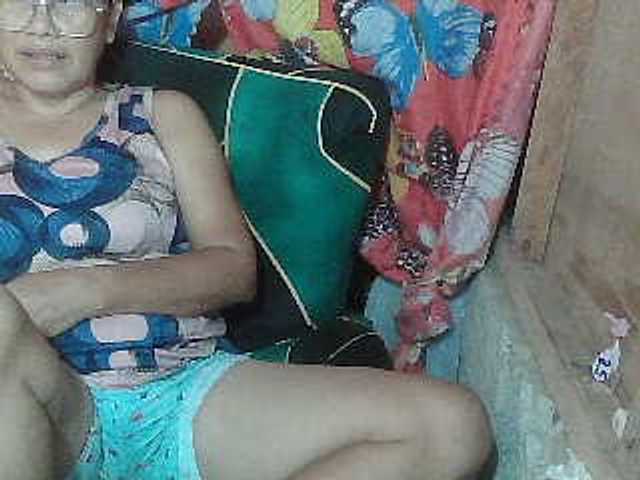 scarllettxxx live cam on BongaCams