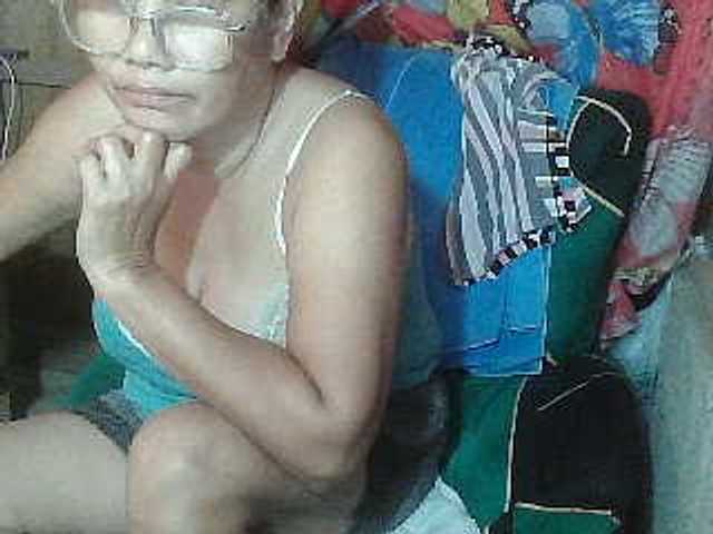 scarllettxxx live cam on BongaCams