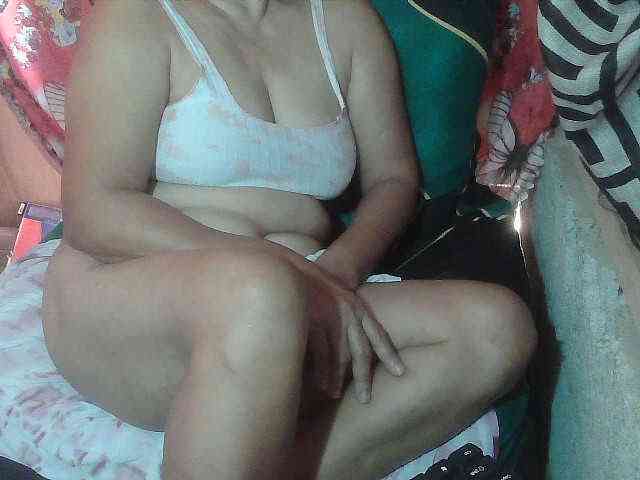 scarllettxxx webcam