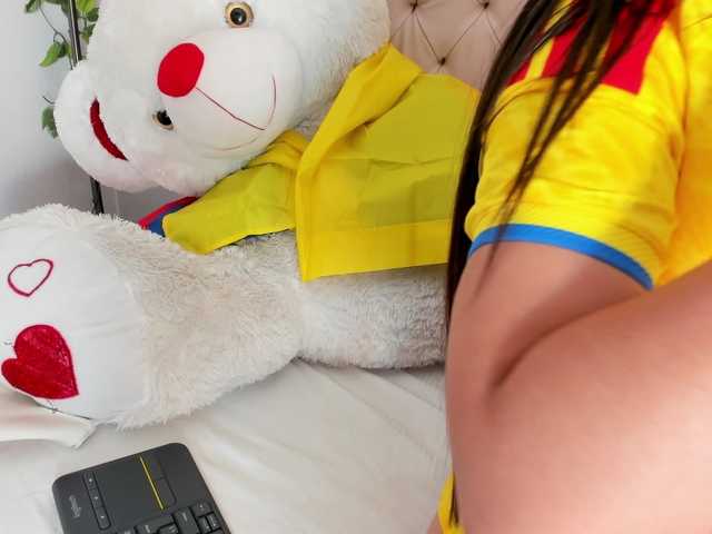 Victoria-Coleman live cam on BongaCams