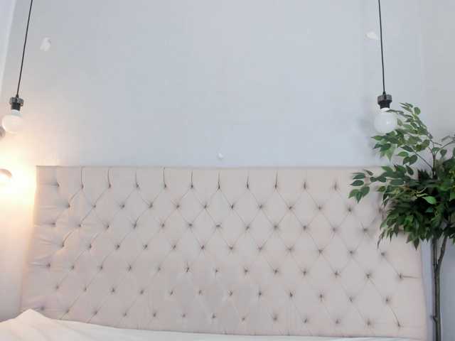Victoria-Coleman live cam on BongaCams