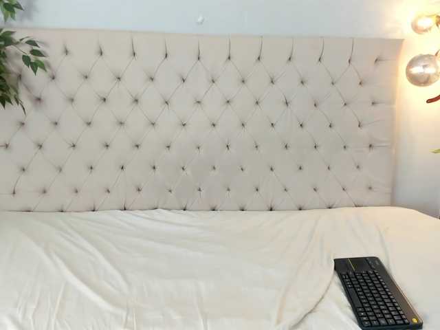 Victoria-Coleman live cam on BongaCams