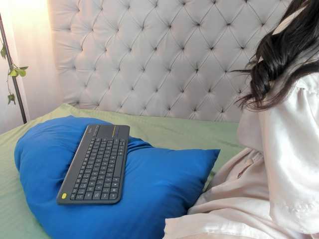 Victoria-Coleman live cam on BongaCams