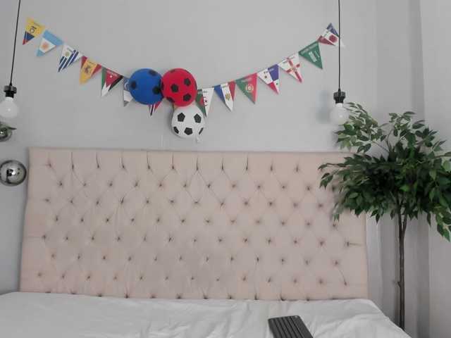 Victoria-Coleman live cam on BongaCams