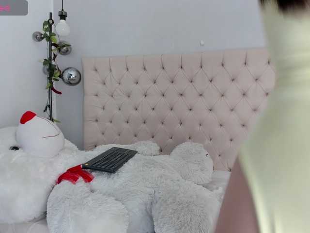 Victoria-Coleman live cam on BongaCams