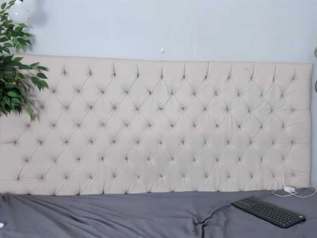 Victoria-Coleman live cam on BongaCams
