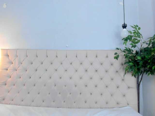 Victoria-Coleman live cam on BongaCams