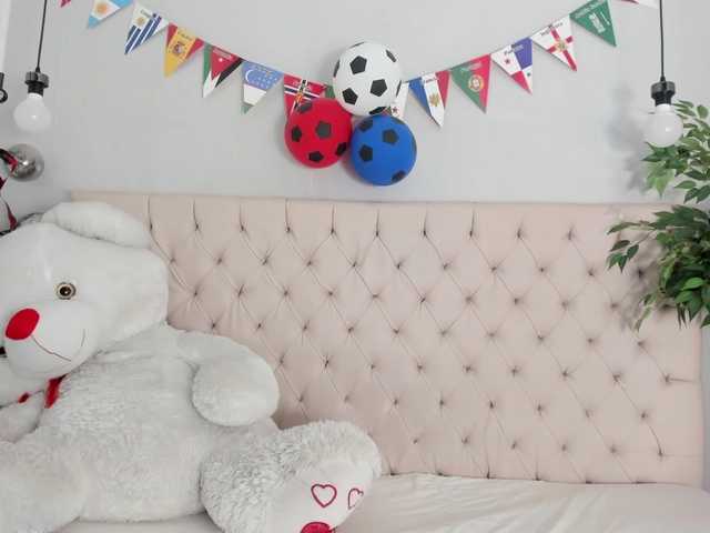 Victoria-Coleman live cam on BongaCams