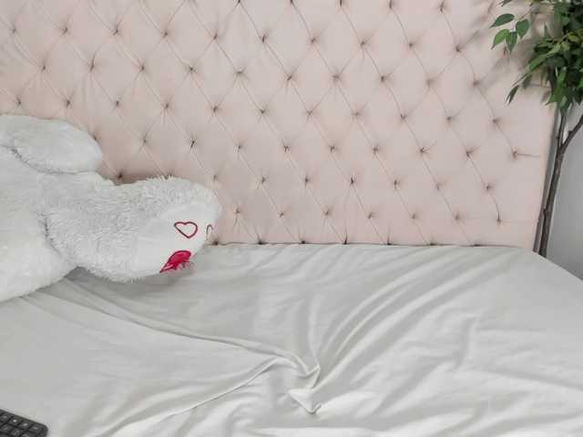 Victoria-Coleman live cam on BongaCams