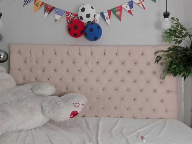 Victoria-Coleman live cam on BongaCams