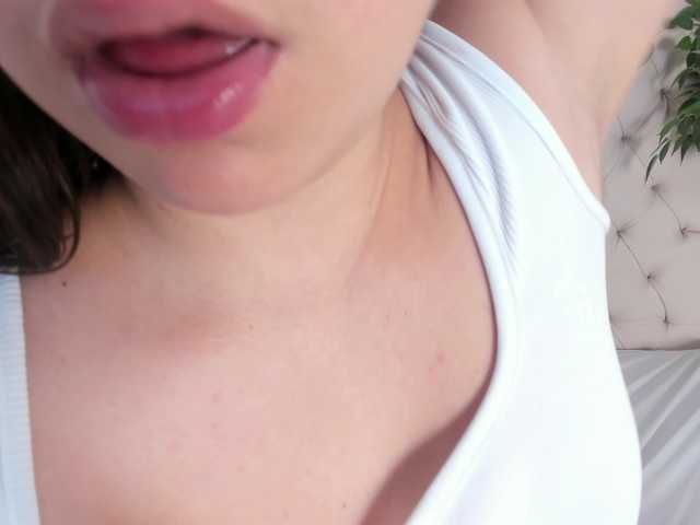 Victoria-Coleman live cam on BongaCams