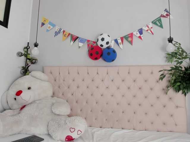 Victoria-Coleman live cam on BongaCams