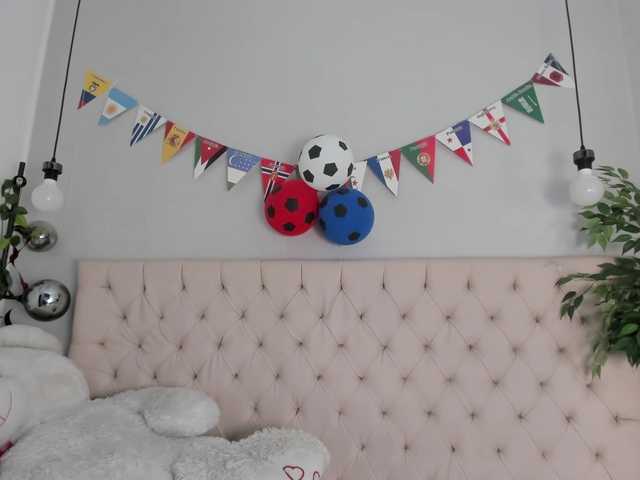 Victoria-Coleman live cam on BongaCams
