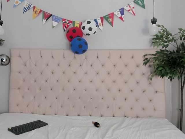 Victoria-Coleman live cam on BongaCams