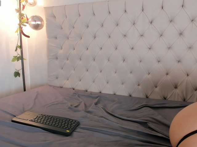 Victoria-Coleman live cam on BongaCams