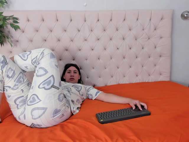 Victoria-Coleman live cam on BongaCams