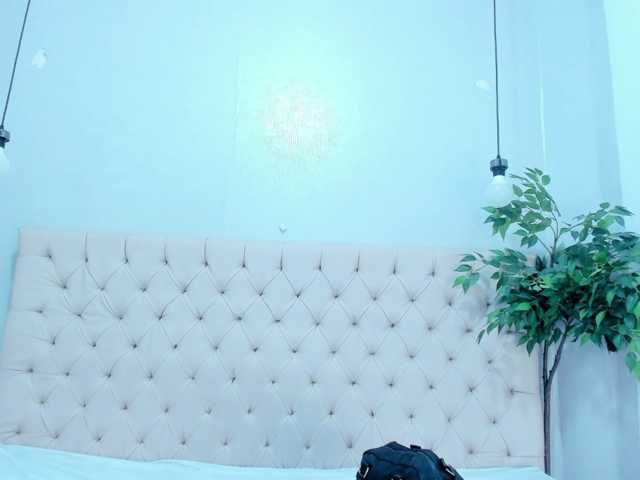Victoria-Coleman live cam on BongaCams