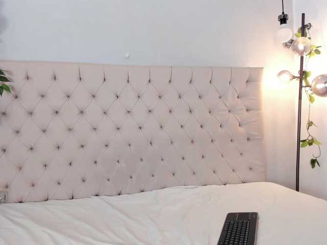 Victoria-Coleman live cam on BongaCams