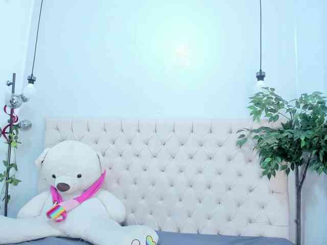 Victoria-Coleman webcam