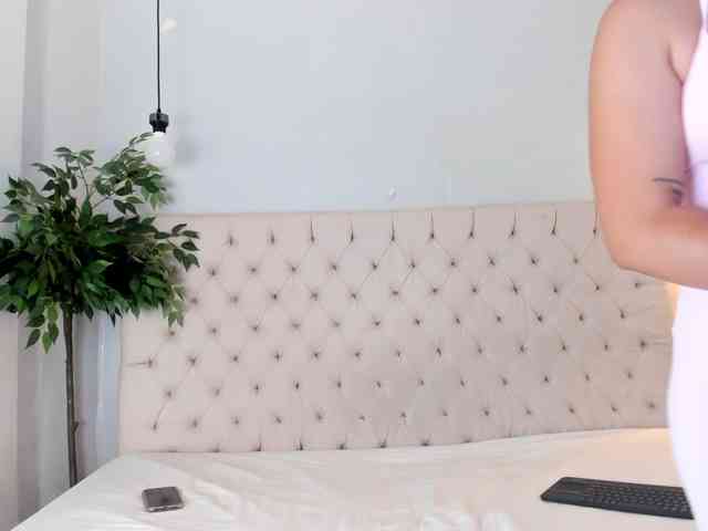 Victoria-Coleman webcam