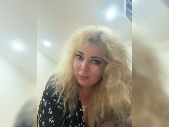 Koshechka911 live cam on BongaCams