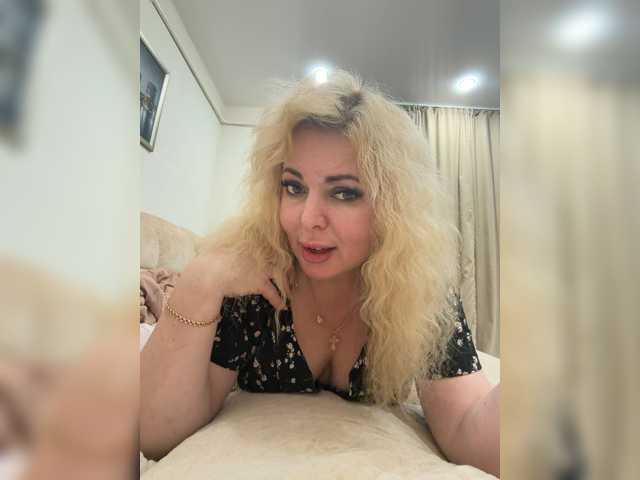 Koshechka911 live cam on BongaCams