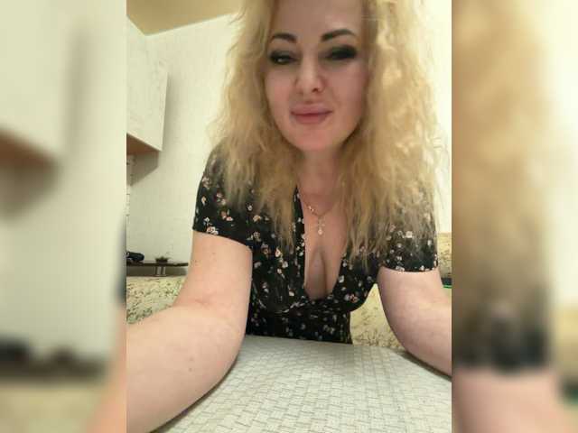 Koshechka911 live cam on BongaCams
