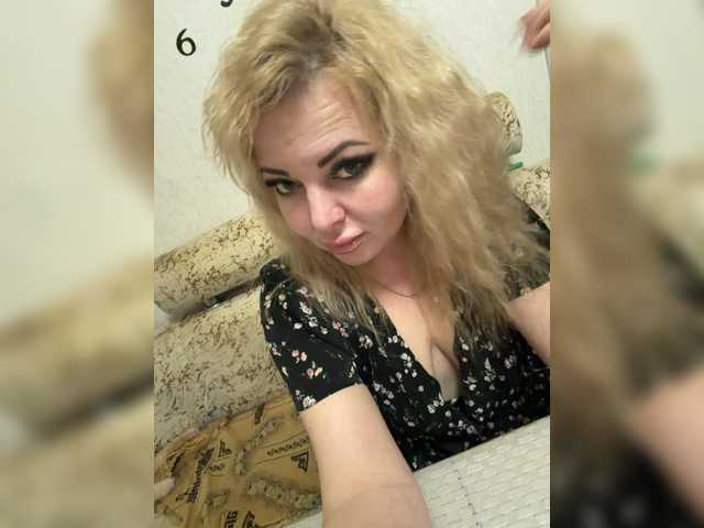 Koshechka911 live cam on BongaCams