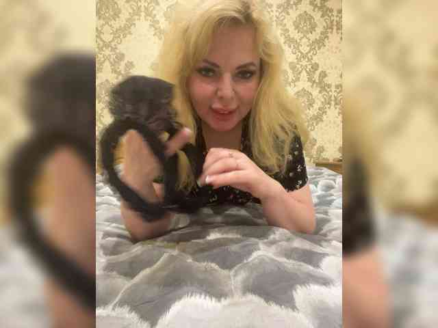 Koshechka911 Live Webcam on BongaCams