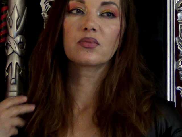 NicoleSinn live cam on BongaCams