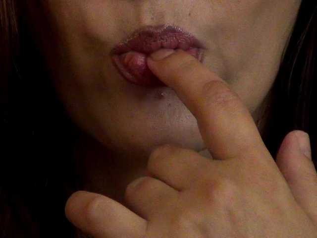 NicoleSinn live cam preview