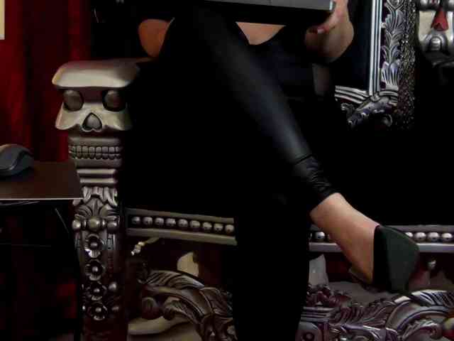 NicoleSinn webcam
