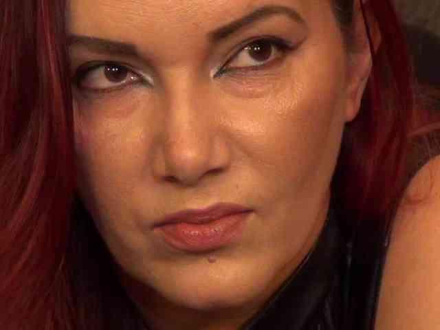 NicoleSinn