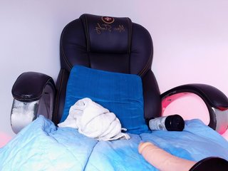 naomi-k's Live Webcam