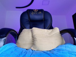 naomi-k's Live Webcam