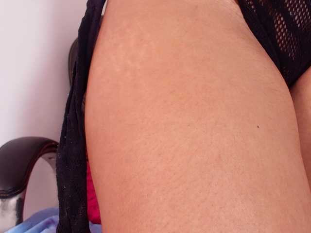 naomi-k live webcam show