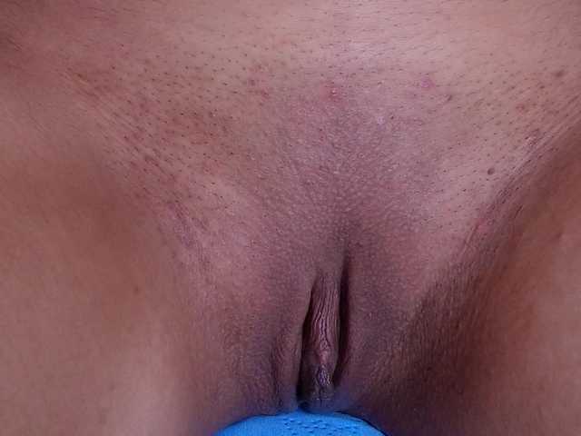 naomi-k live cam on BongaCams