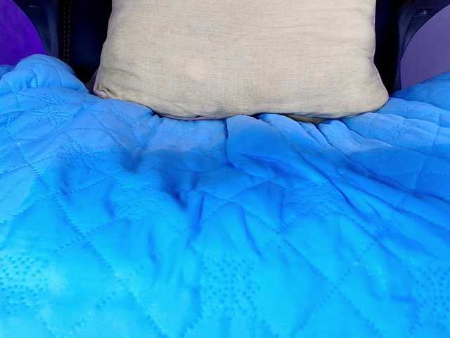 naomi-k's BongaCams show and profile