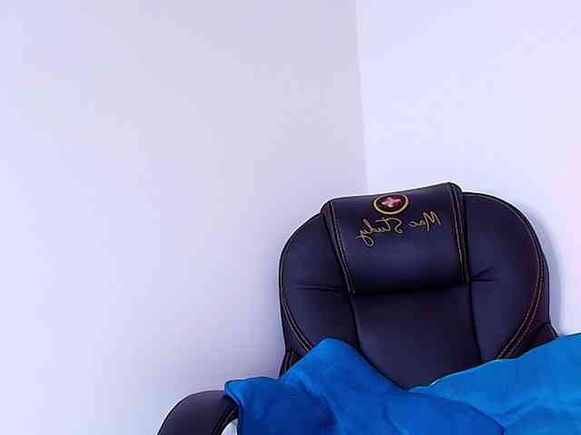 naomi-k webcam